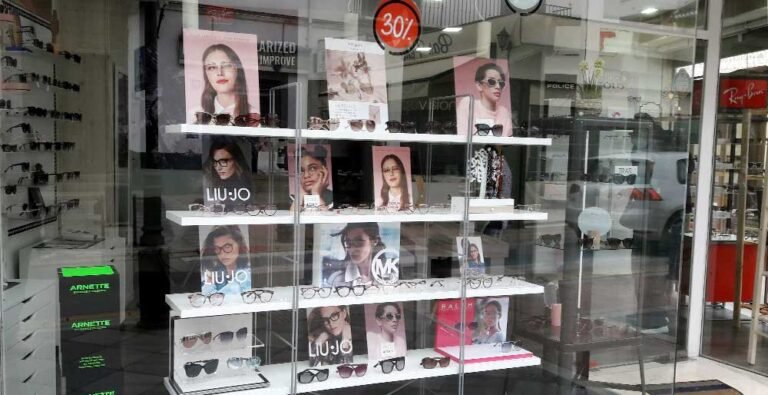 Escaparate Margavisión en Plaza de la Iglesia de Atarfe