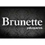Brunette centro estético